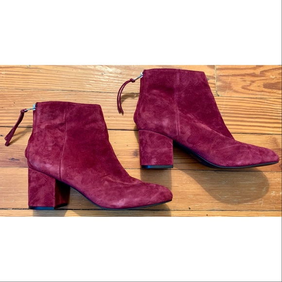Steve Madden Shoes - SOLD ✖️ Steve Madden Suede Booties